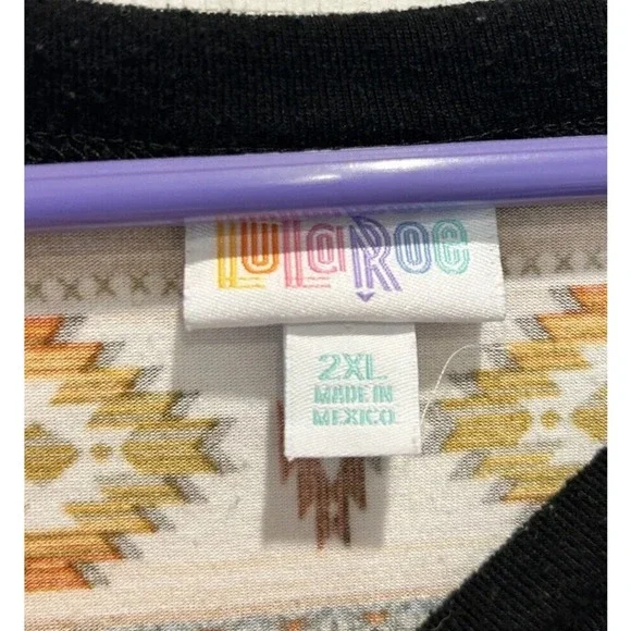 LulaRoe Womens Top sz 2XL Orange Yellow Aztec Short Sleeve‎ Crew Neck Stretch - Picture 3 of 6